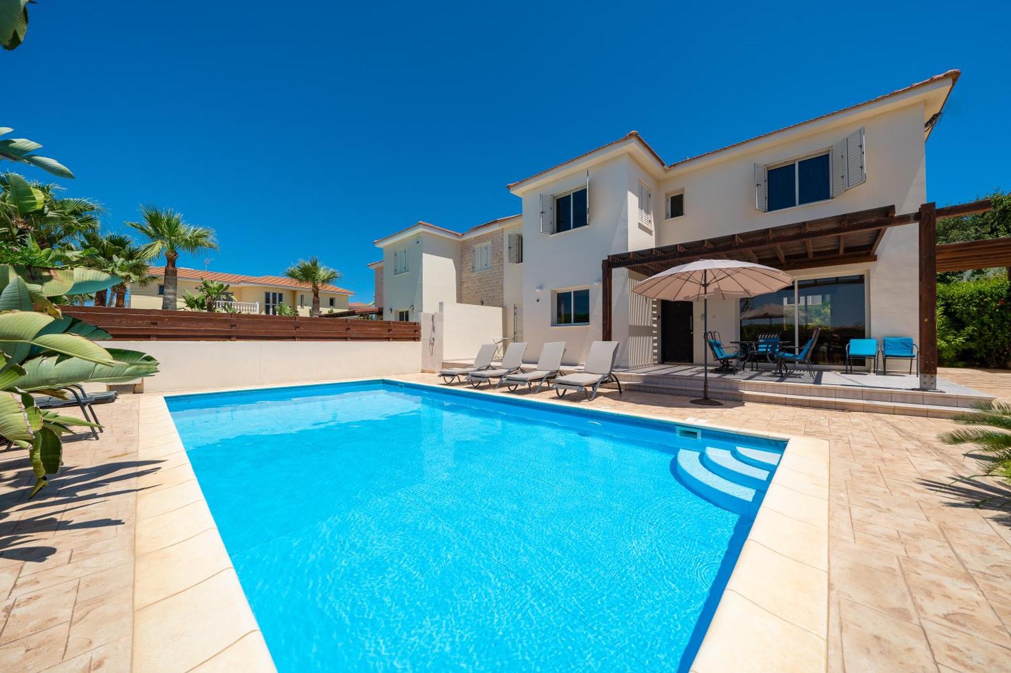 Atlantica 4 Bedroom Villa Near The Beach Protaras Exterior photo